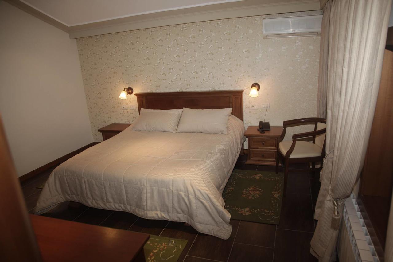 Vila Sigal Pogradec Ngoại thất bức ảnh