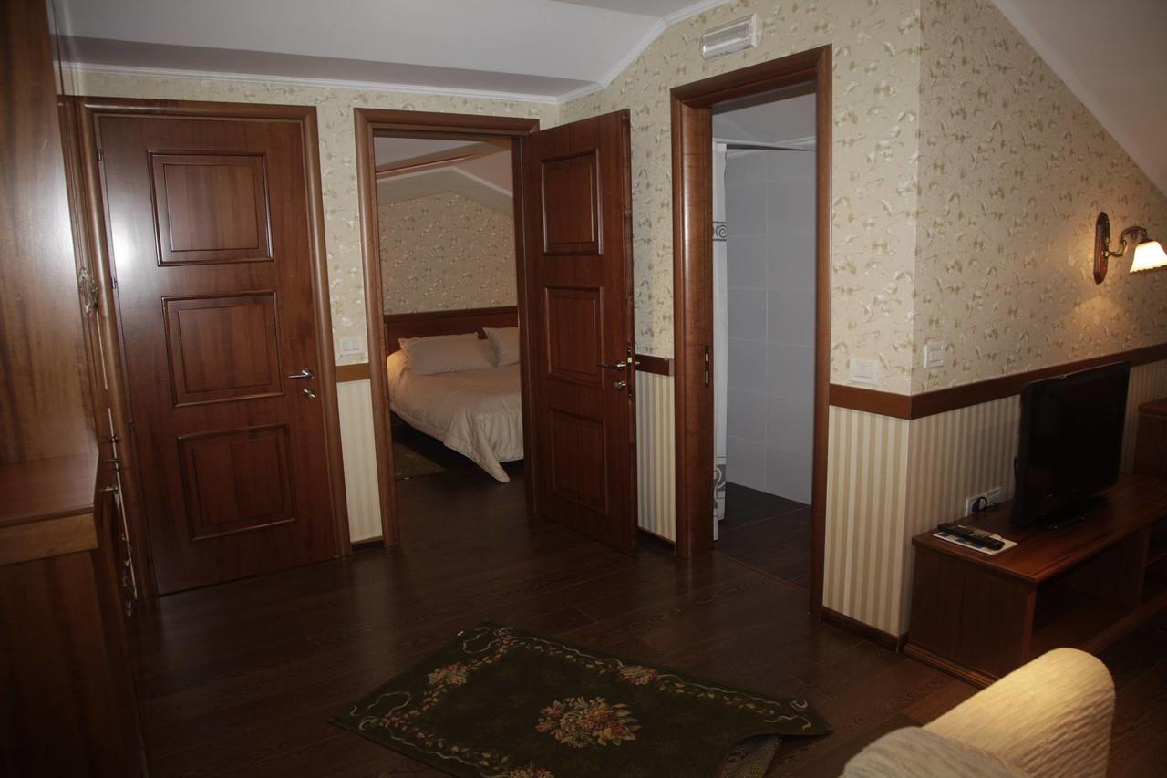 Vila Sigal Pogradec Ngoại thất bức ảnh
